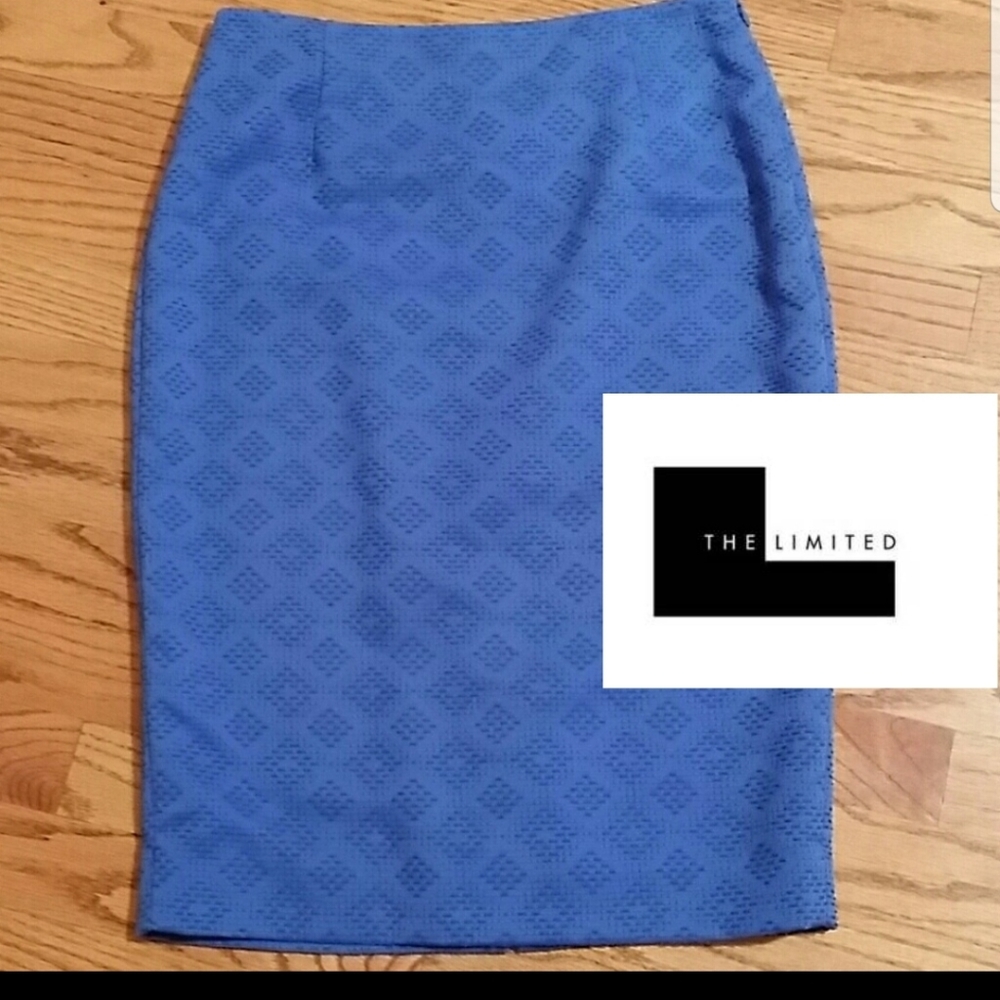 The Limited Pencil Skirt